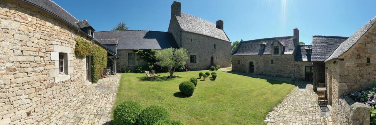 Hotel Manoir De L'Isle Ploumilliau Esterno foto