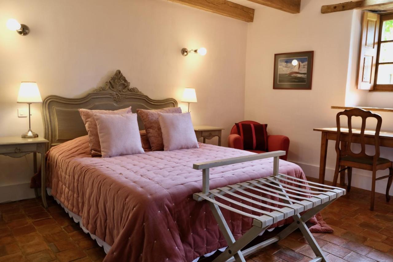 Hotel Manoir De L'Isle Ploumilliau Esterno foto