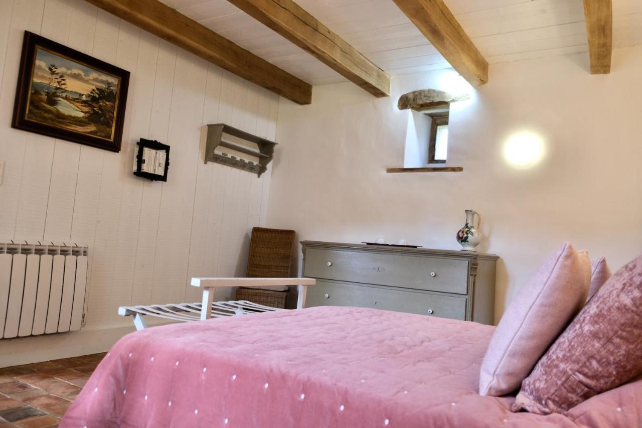 Hotel Manoir De L'Isle Ploumilliau Esterno foto