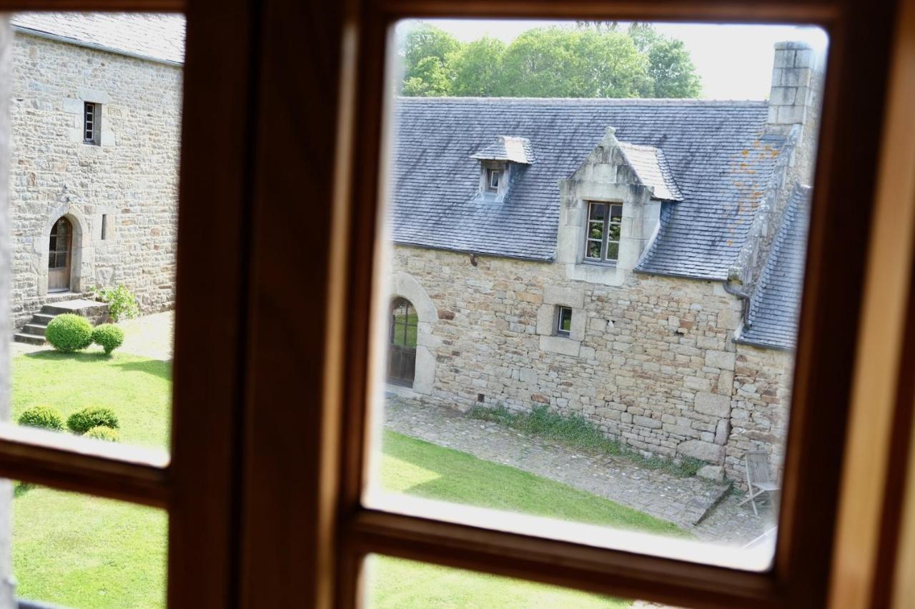 Hotel Manoir De L'Isle Ploumilliau Esterno foto