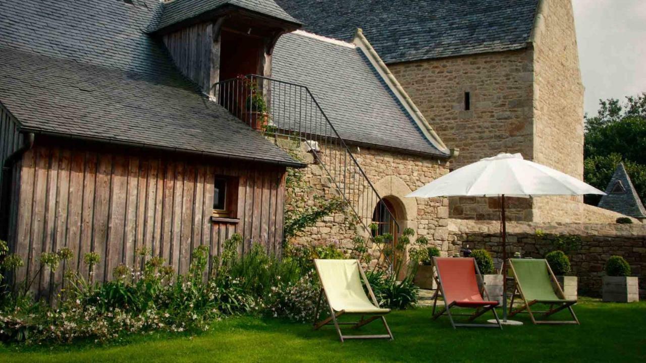 Hotel Manoir De L'Isle Ploumilliau Esterno foto
