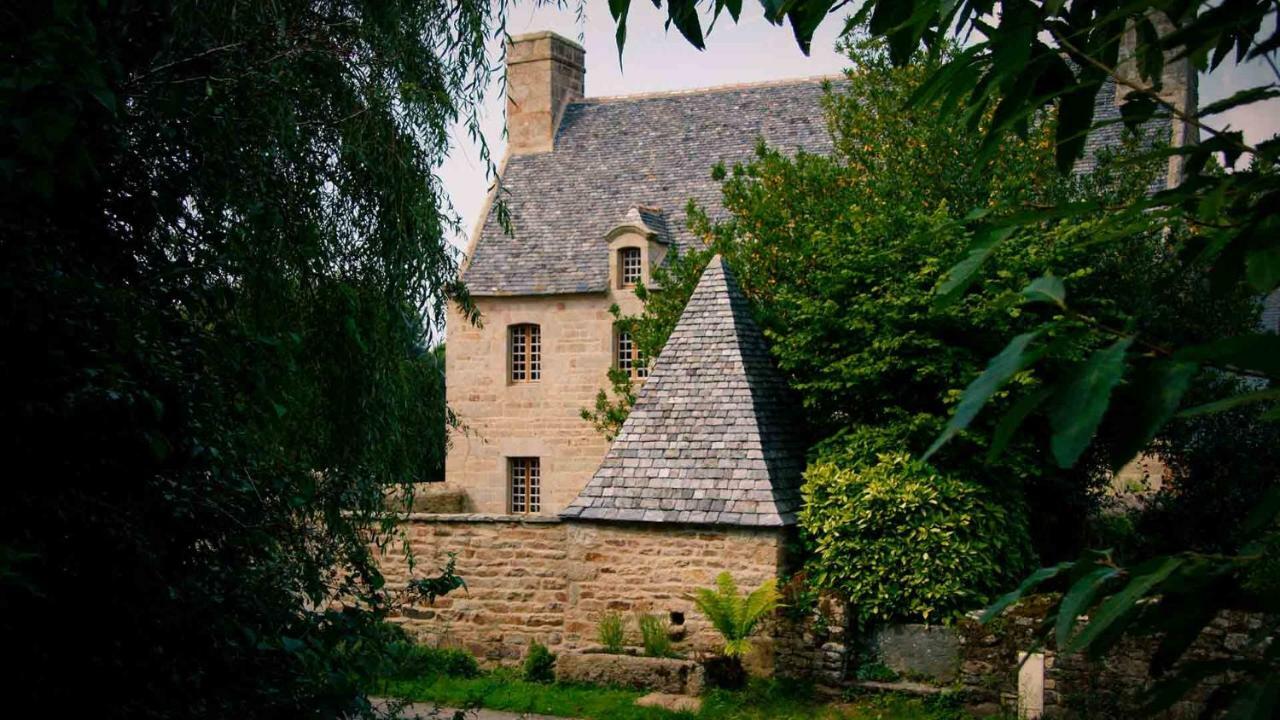 Hotel Manoir De L'Isle Ploumilliau Esterno foto