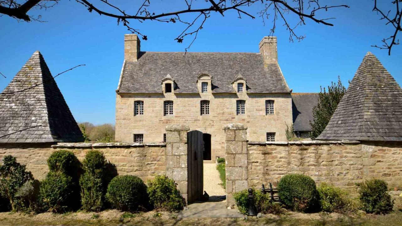 Hotel Manoir De L'Isle Ploumilliau Esterno foto